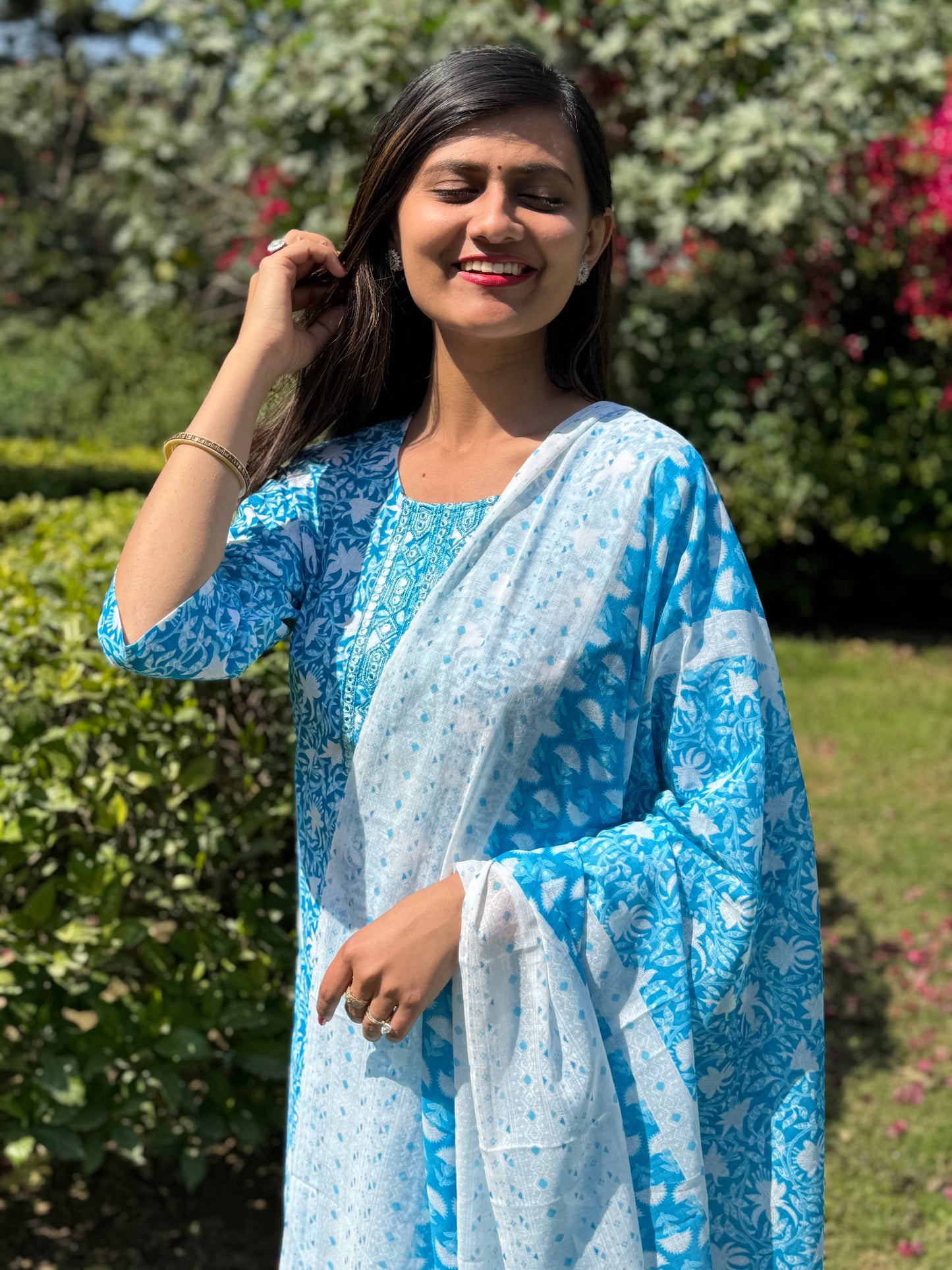 Beautiful Floral Print Kurta Set