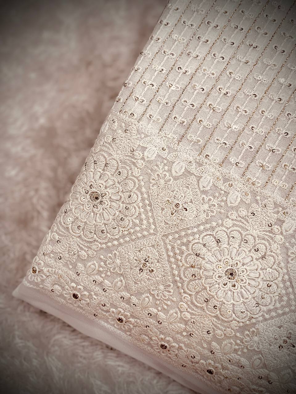 Dyeable Heavy Border Lucknowi Chikan Georgette Suit