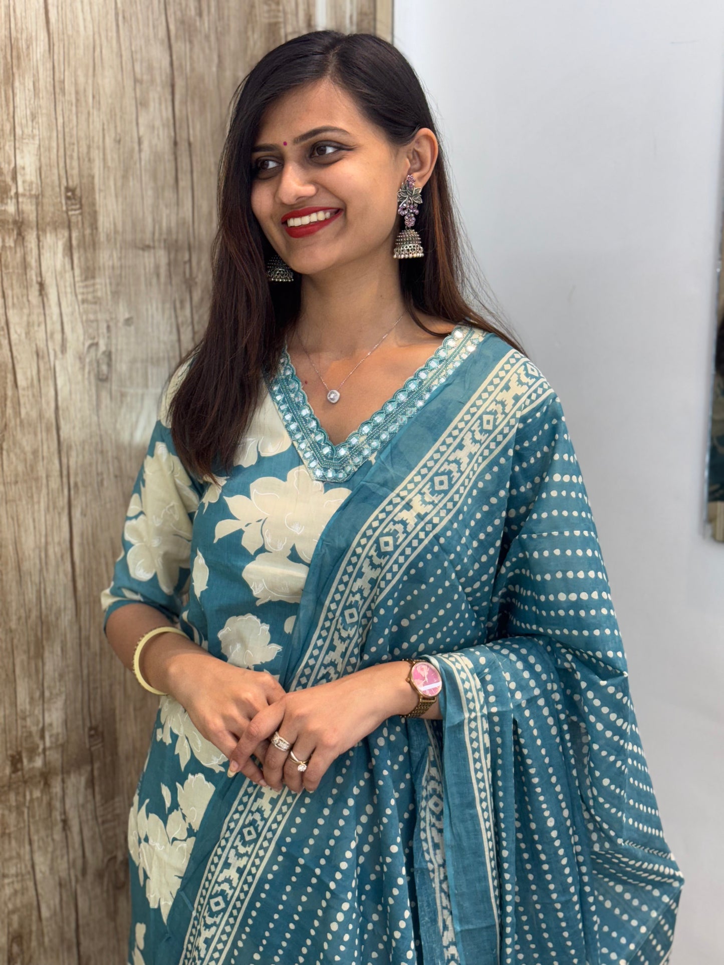 Beautiful Embroidered Kurta Set