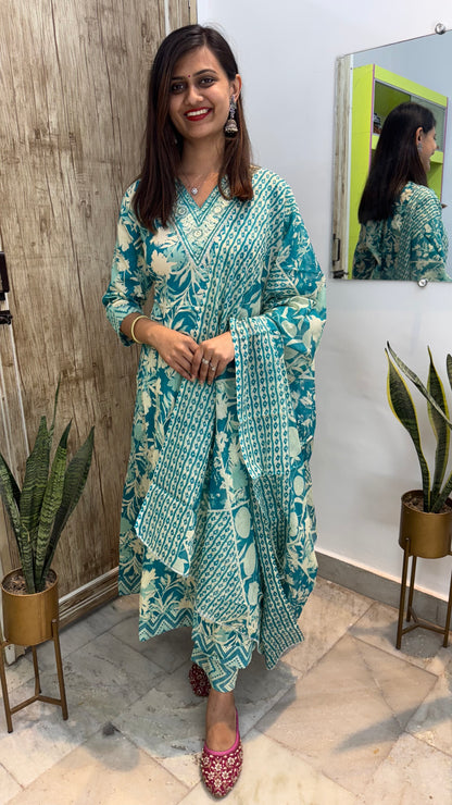 Beautiful Aanarkali Embroidered Kurta Set