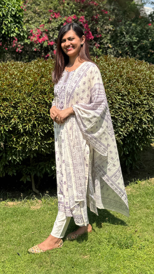 Beautiful Hand Embroidered Kurta Set