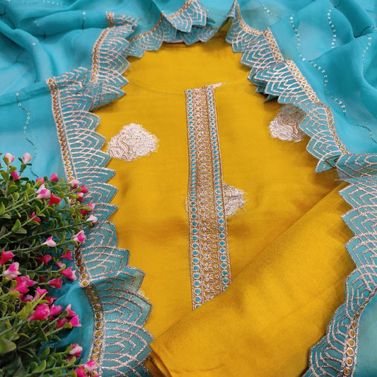 Jacquard Work Organza Suit With Contrast Dupatta