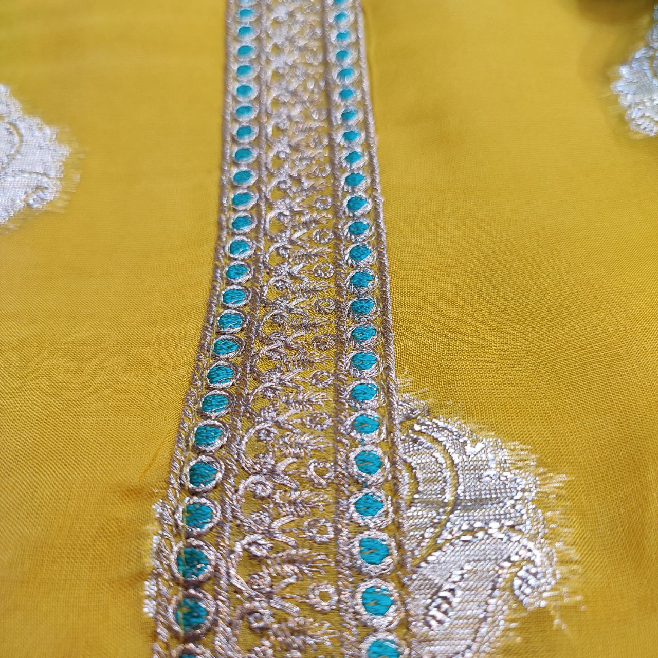 Jacquard Work Organza Suit With Contrast Dupatta