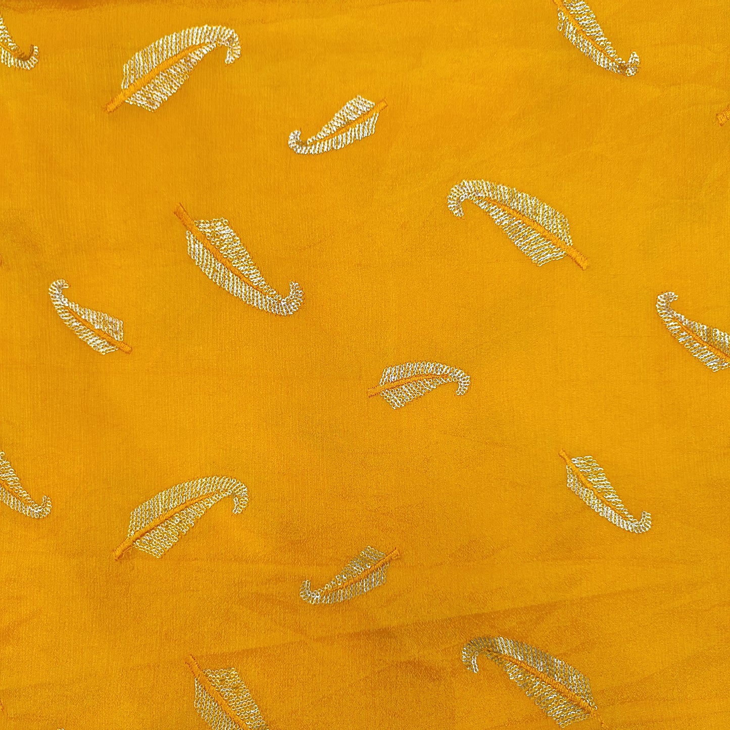 Designer Chinnon Leaf Design